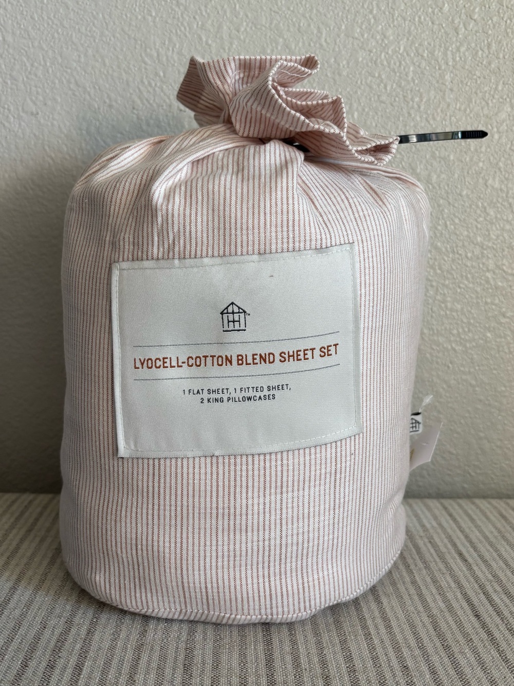 NWT 4pc King Micro Stripe Sheet Set Rust - Hearth & Hand with Magnolia